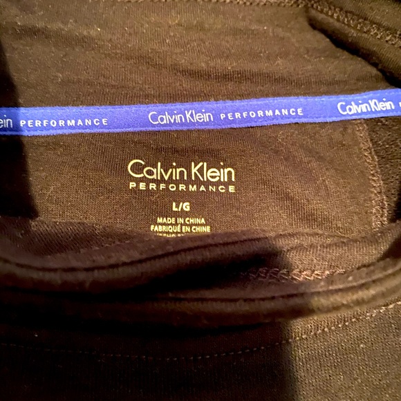 Calvin Klein 3/4 sleeve sweater - Picture 3 of 3